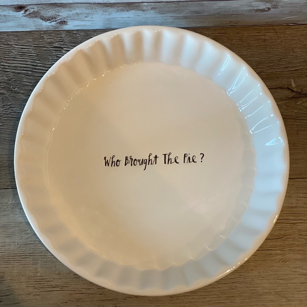 Rae Dunn Pie Dish